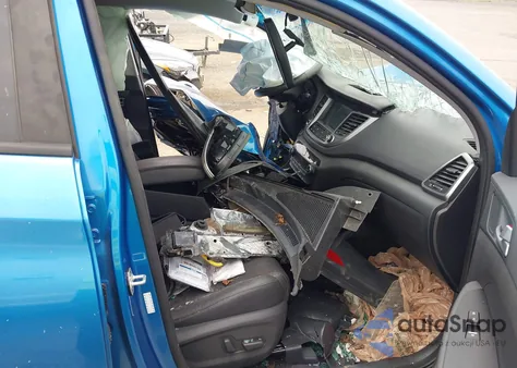 2018 Hyundai Tucson Limited z USA, uszkodzony, nr VIN KM8J3CA28JU711092